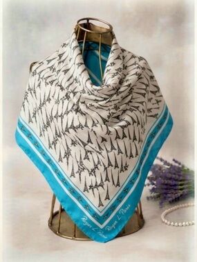 Roger L Paris Eiffel Tower Scarf